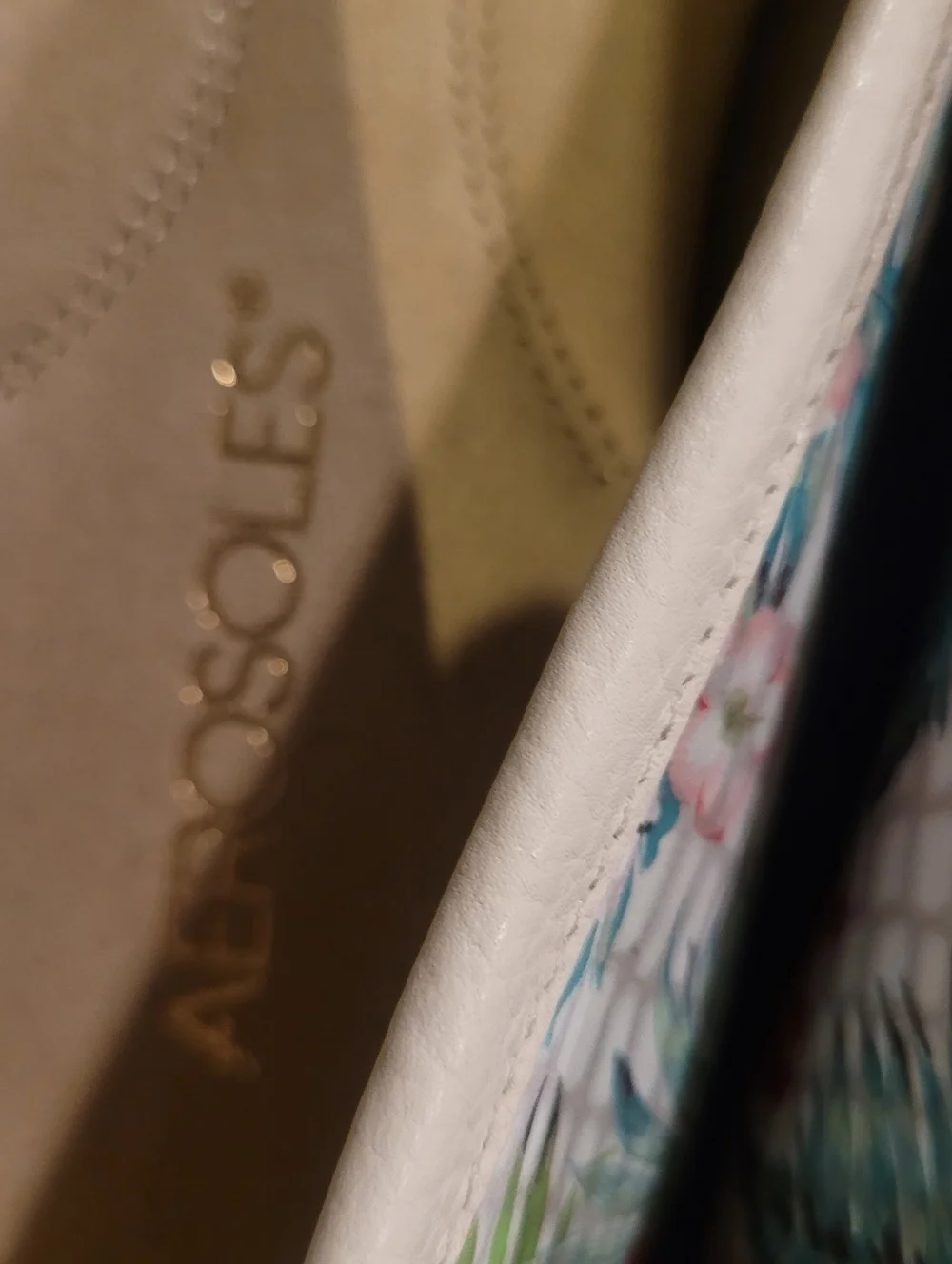 Aerosoles Drive Along Bit Loafer White Cream Gold Pink Green Tropical Floral 7.5 - Picture 4 of 9